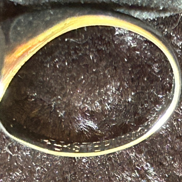 UNCAS VINTAGE Sterling Silver signet ring “F” initial ring - Picture 3 of 3